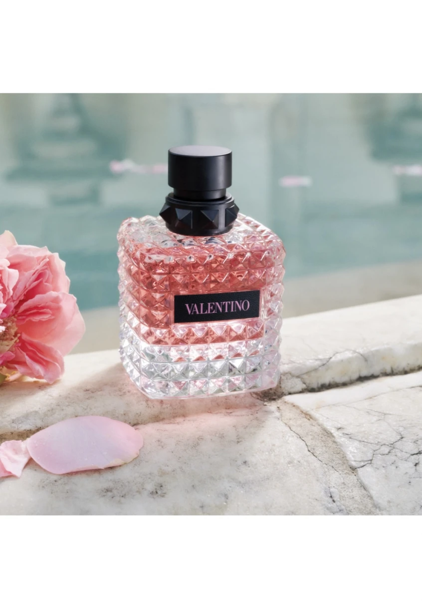 Valentino Donna Born In Roma 12 Valentino Donna Born In Roma â Image 10