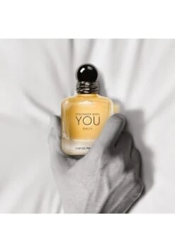 Emporio Armani Stronger With You Only -Parfum Soldes Boutique emporio armani stronger with you only eau de toilette armani 100 ml 5 2